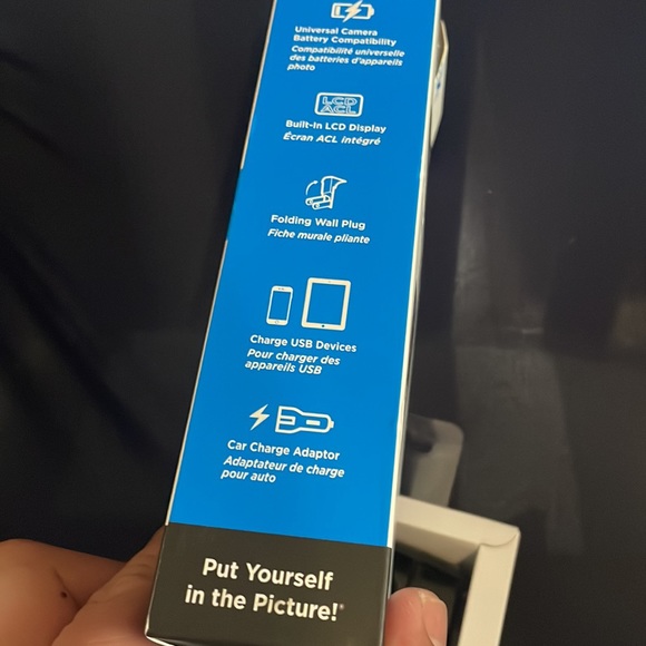 Optex Li-ion Camera Battery Charger with LCD Screen and USB Port - Picture 4 of 7